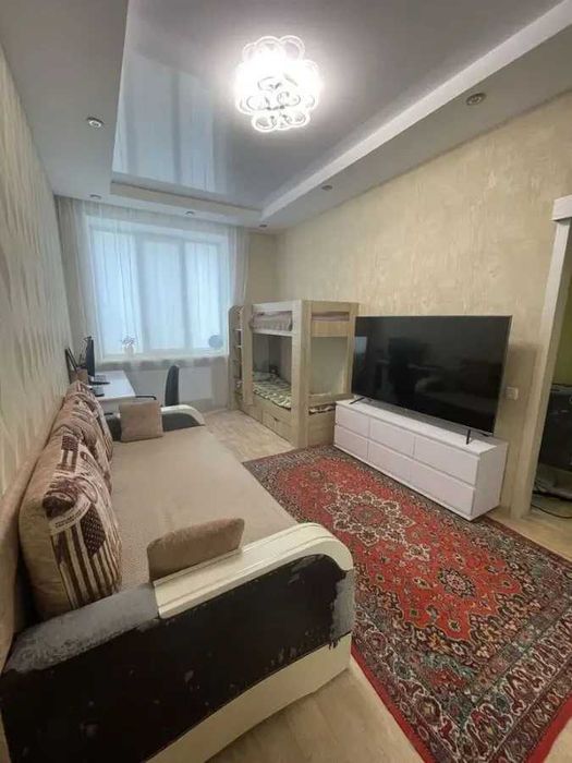 Дава се под наем Двустаен апартамент в София, Зона Б-18 - 65 кв.м за 433.5 € - Снимка #2