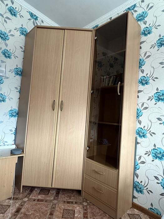 Уголовой гарнитур