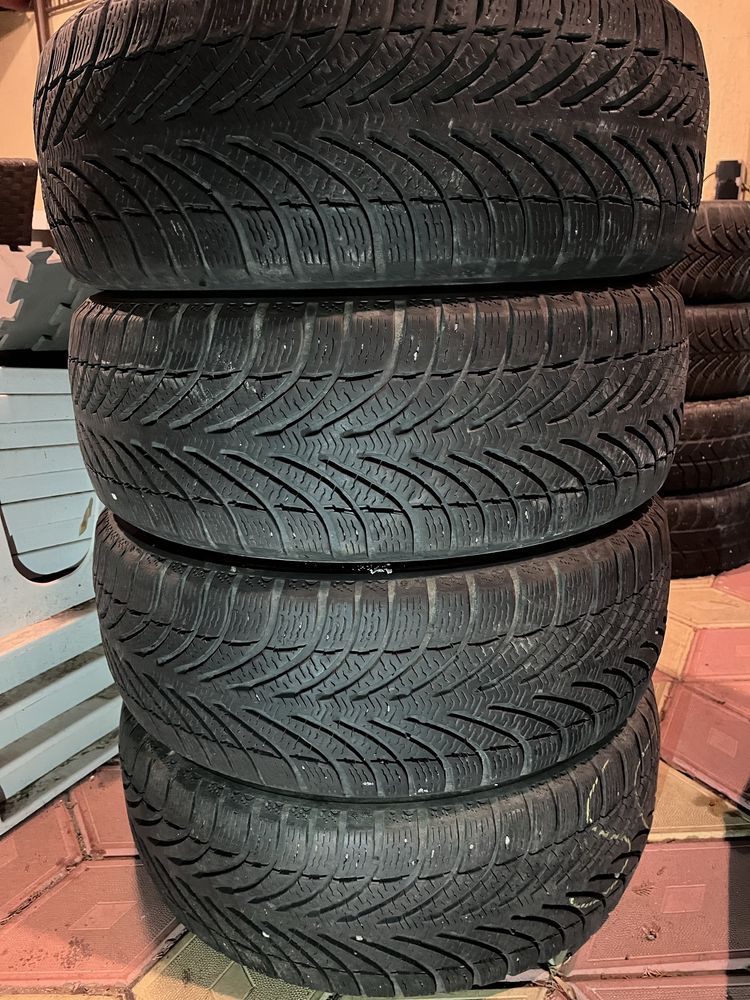 Cauciucuri iarna 205/55 R16