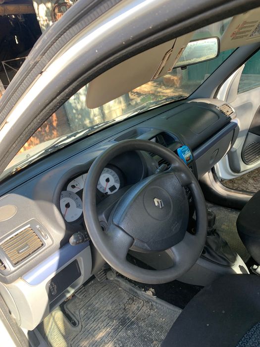 Renault Symbol 2007 1,4 benzină  1450 euro