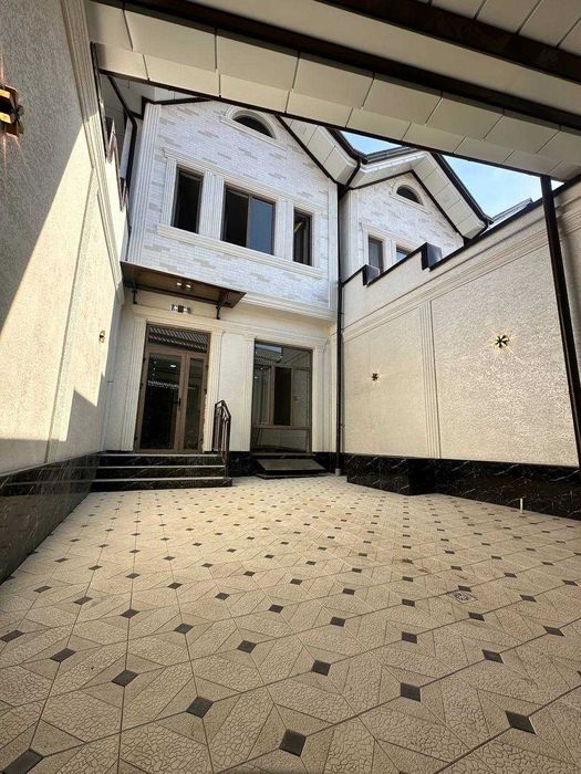 Продаётся Евро Коттедж Хонабад 1,8 сот 224,0 кв.м. 5 комнат