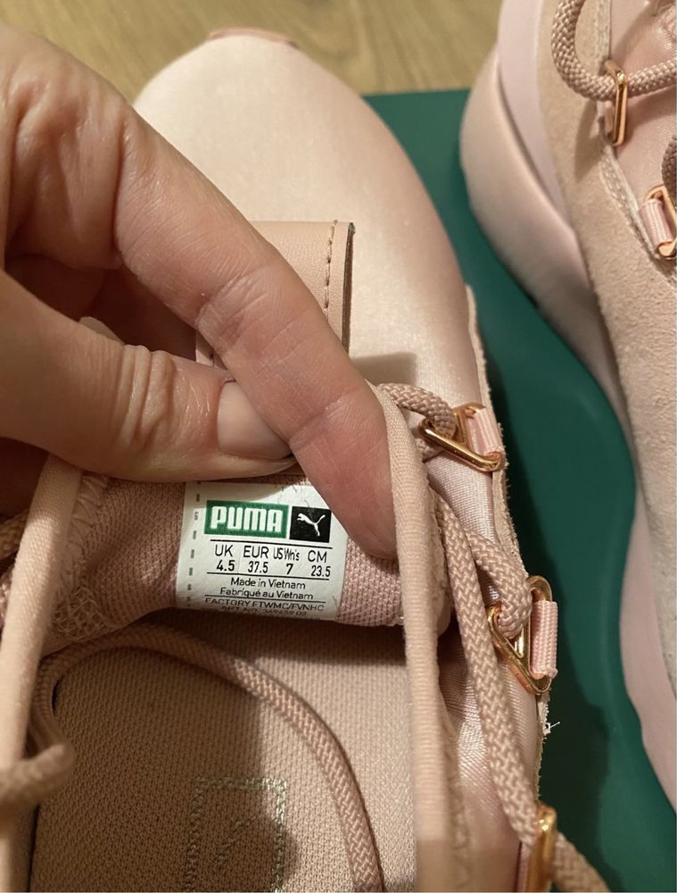 Маратонки Puma размер 37,5 EUR