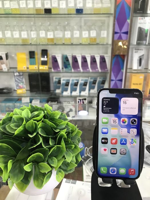 Iphone 12 pro без ремонт