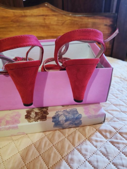 Sandale elegante noi