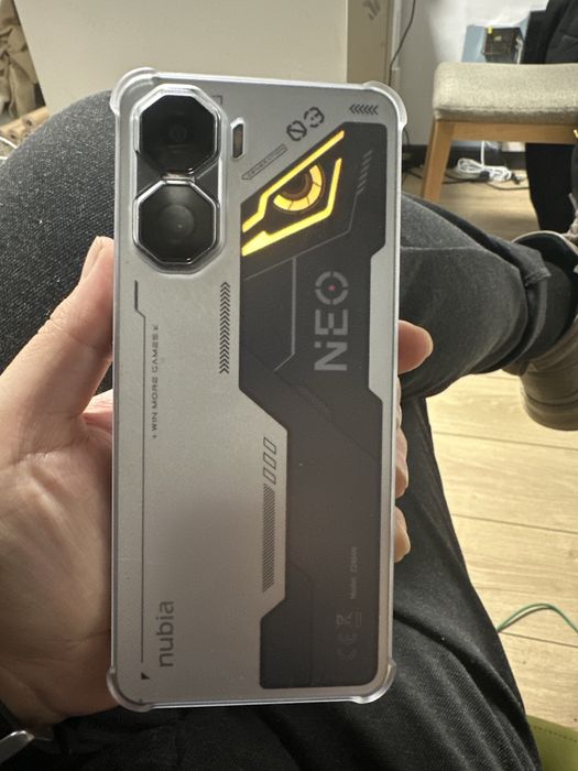 Продаю ZTE nubia neo 2 5g