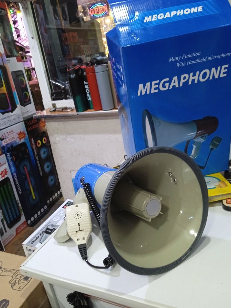 Megaphone ovoz kuchaytirgich