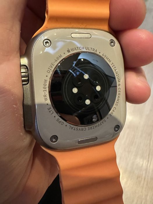 Apple Watch Ultra 2 49mm, Titanium Case