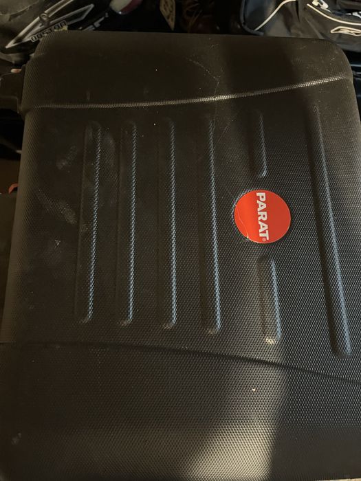 Куфар на PARAT