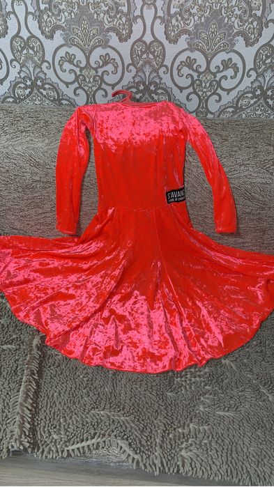 Продам платья для спортивно-бальных танцев