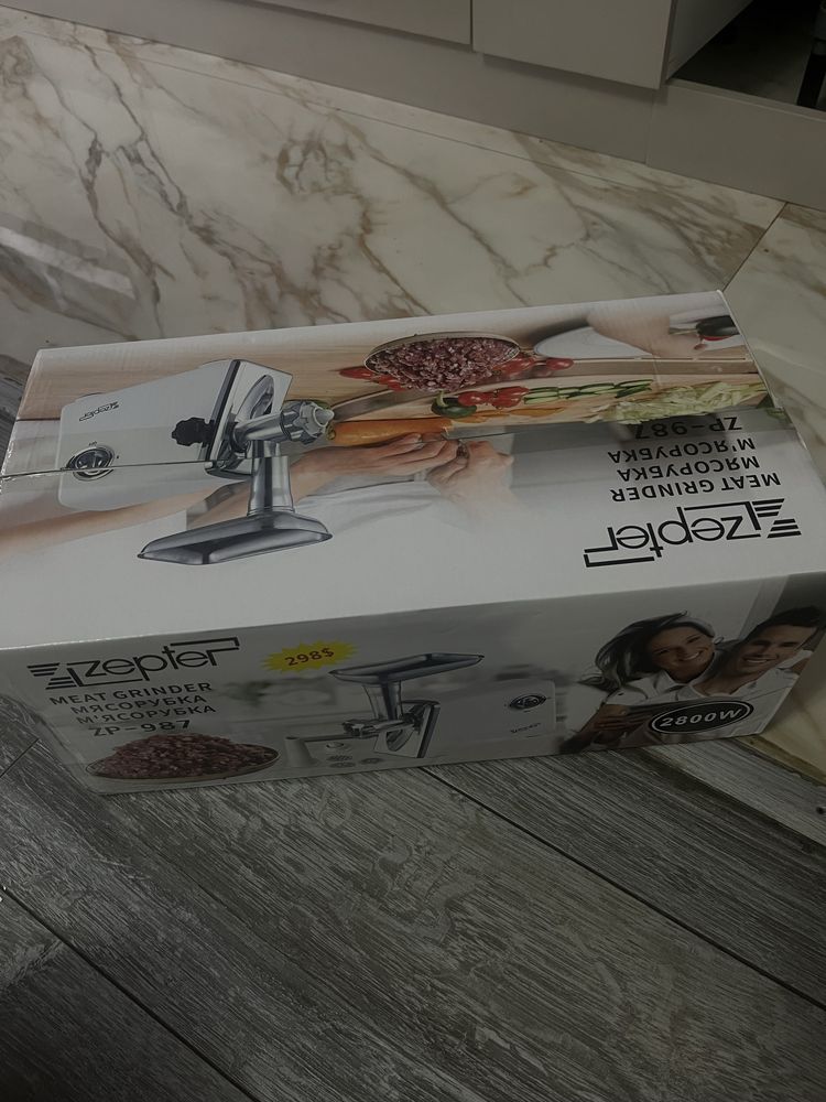 Продается Мясорубка от Zepter