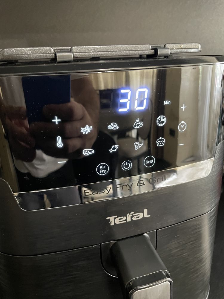 Tefal Airfryer Easy Fry & Grill