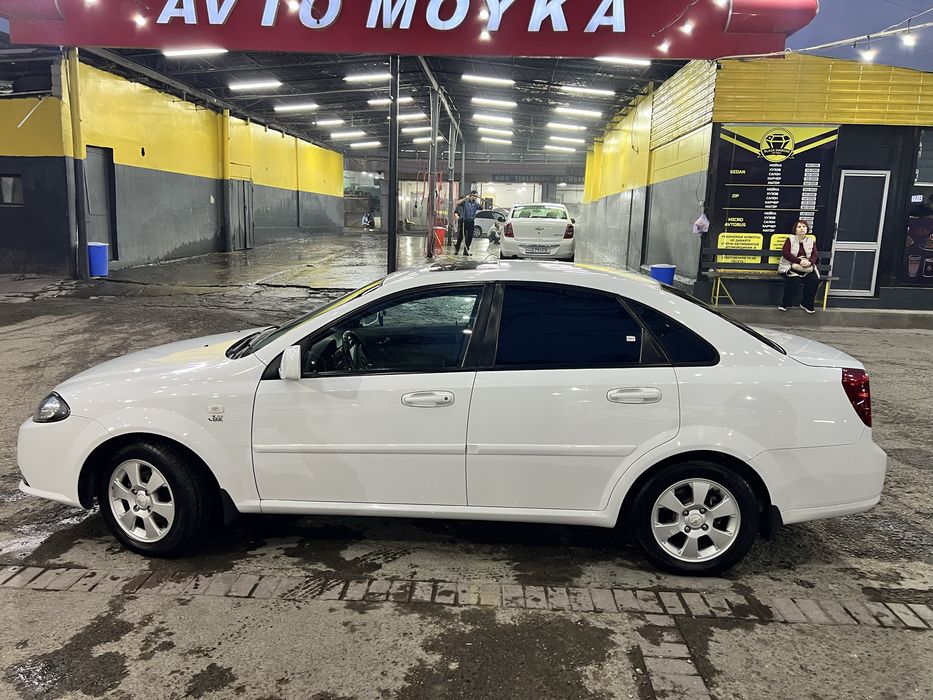 Gentra sotiladi 2019 yil 83800 km