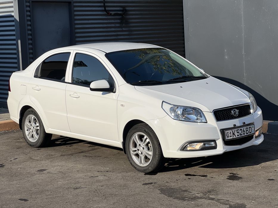 Nexia 3 2018 yil oq Ravon r3 holati ideal 31 000km yurgan