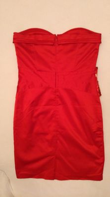 Червена елегантна рокля,р-р 38, цена 15 лв