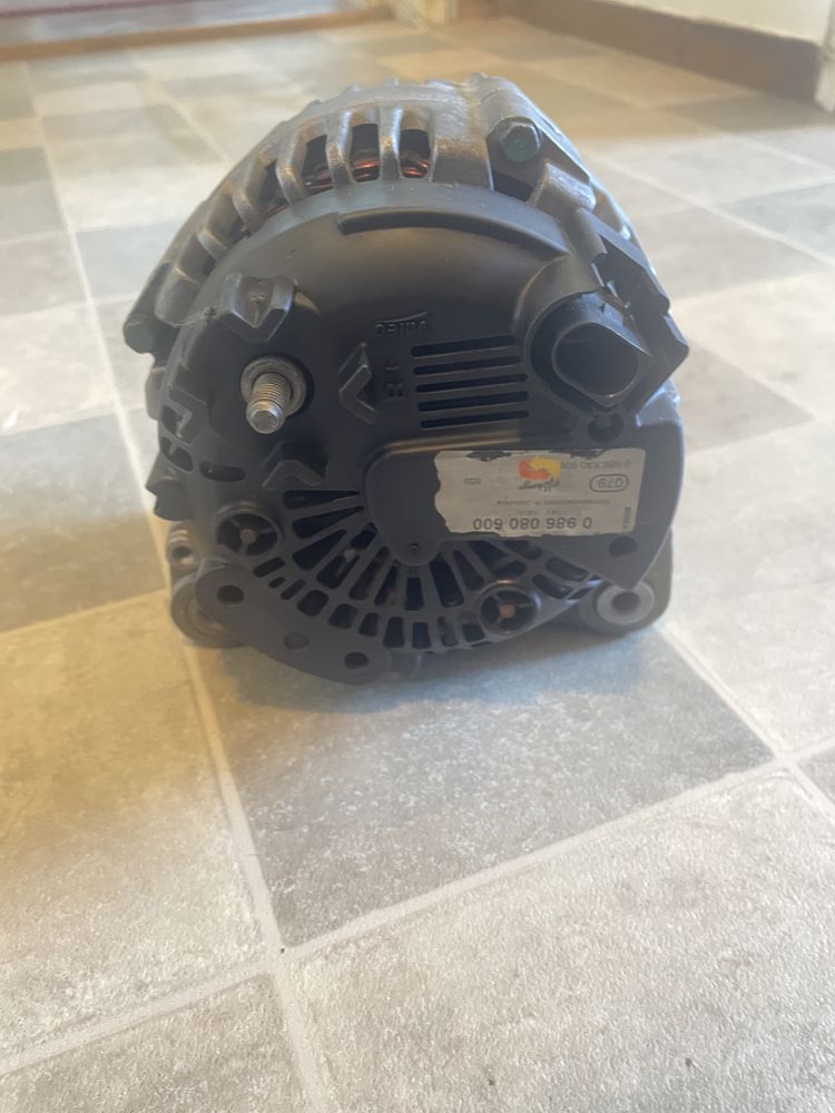 Alternator grupul VAG 0986080600 140A Bosch