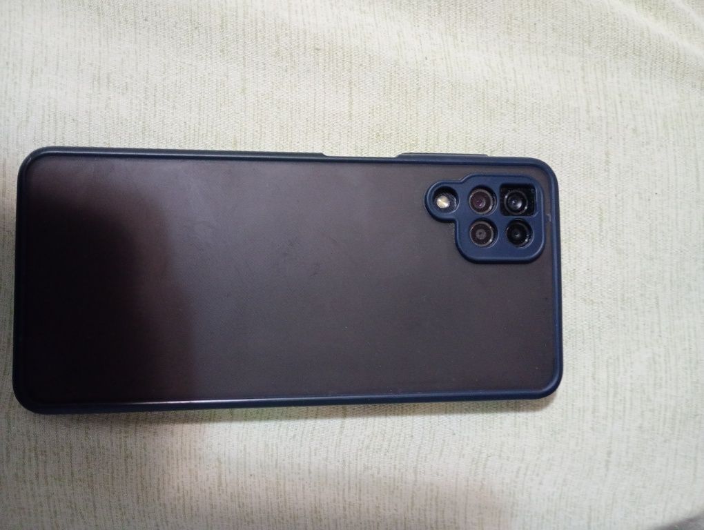 Samsung galaxy a12