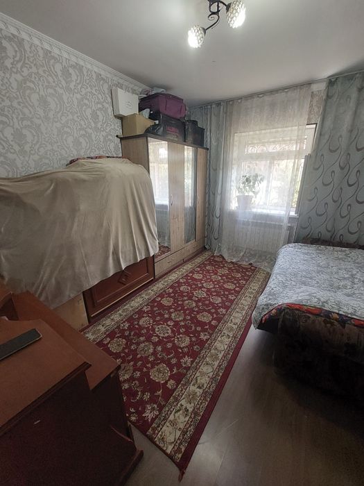 Срочна сотилади Янгиҳаёт 9-худуд  3-хона