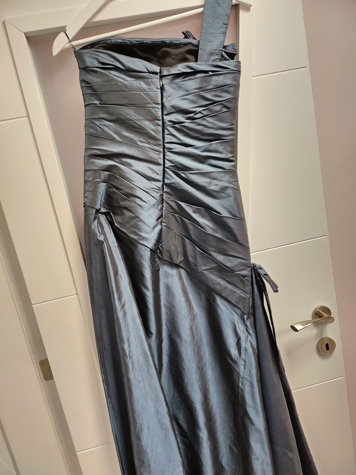 Дамска официална (бална) рокля, НОВА