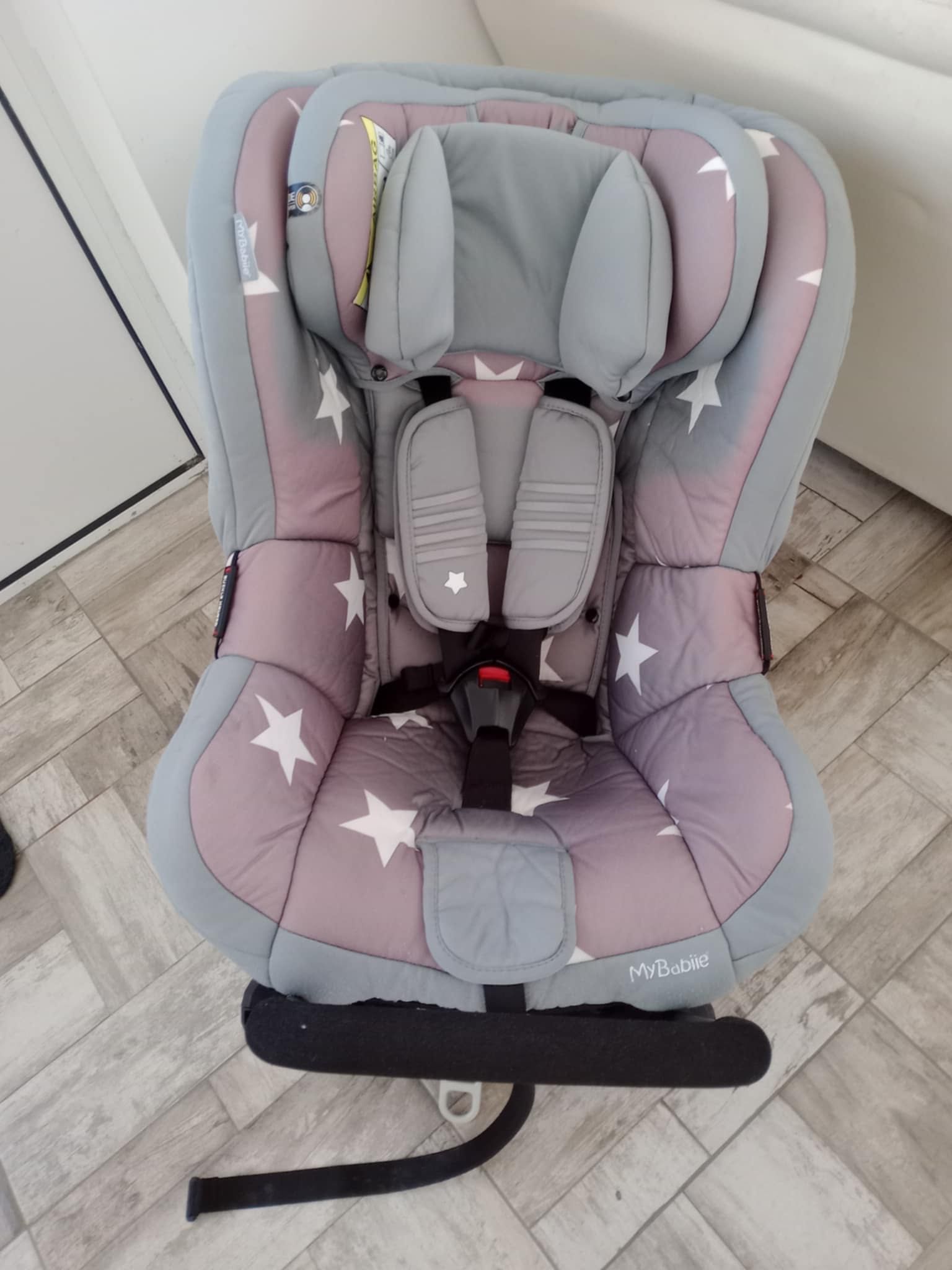 Детски стол за кола с база my babiie