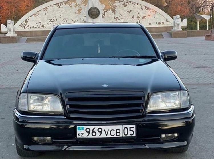 Мерседес w202 передний бампер задний,цешка,туманка,е180,цешка комплект