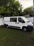 Bus mixt Peugeot Boxer 2.2 6 locuri vând-schimb cu platformă auto