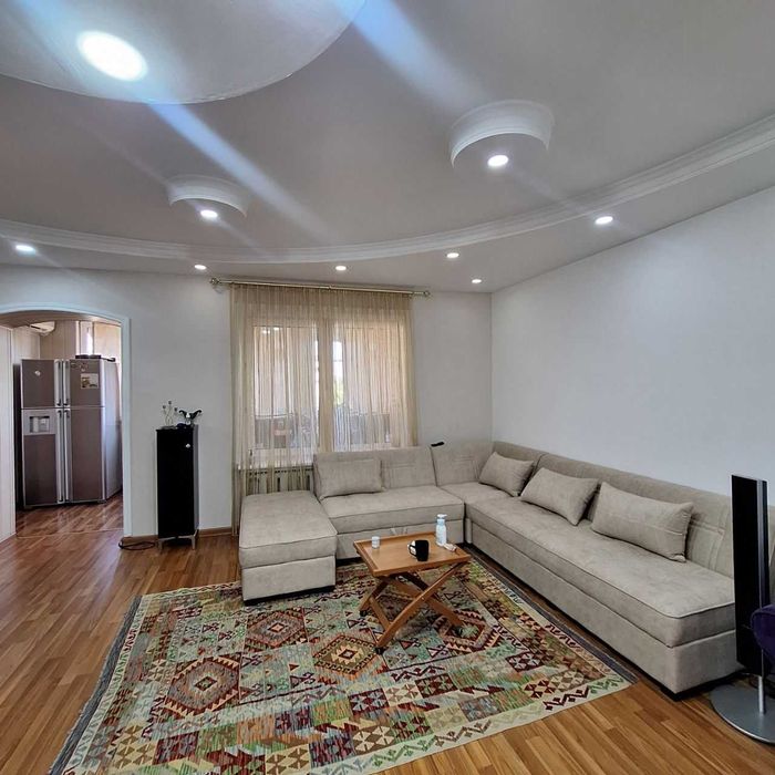 Квартира 5 ти комнатная