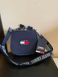 Дамска чанта TOMMY JEANS