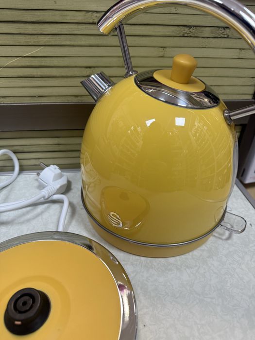 Електрическа кана Swan