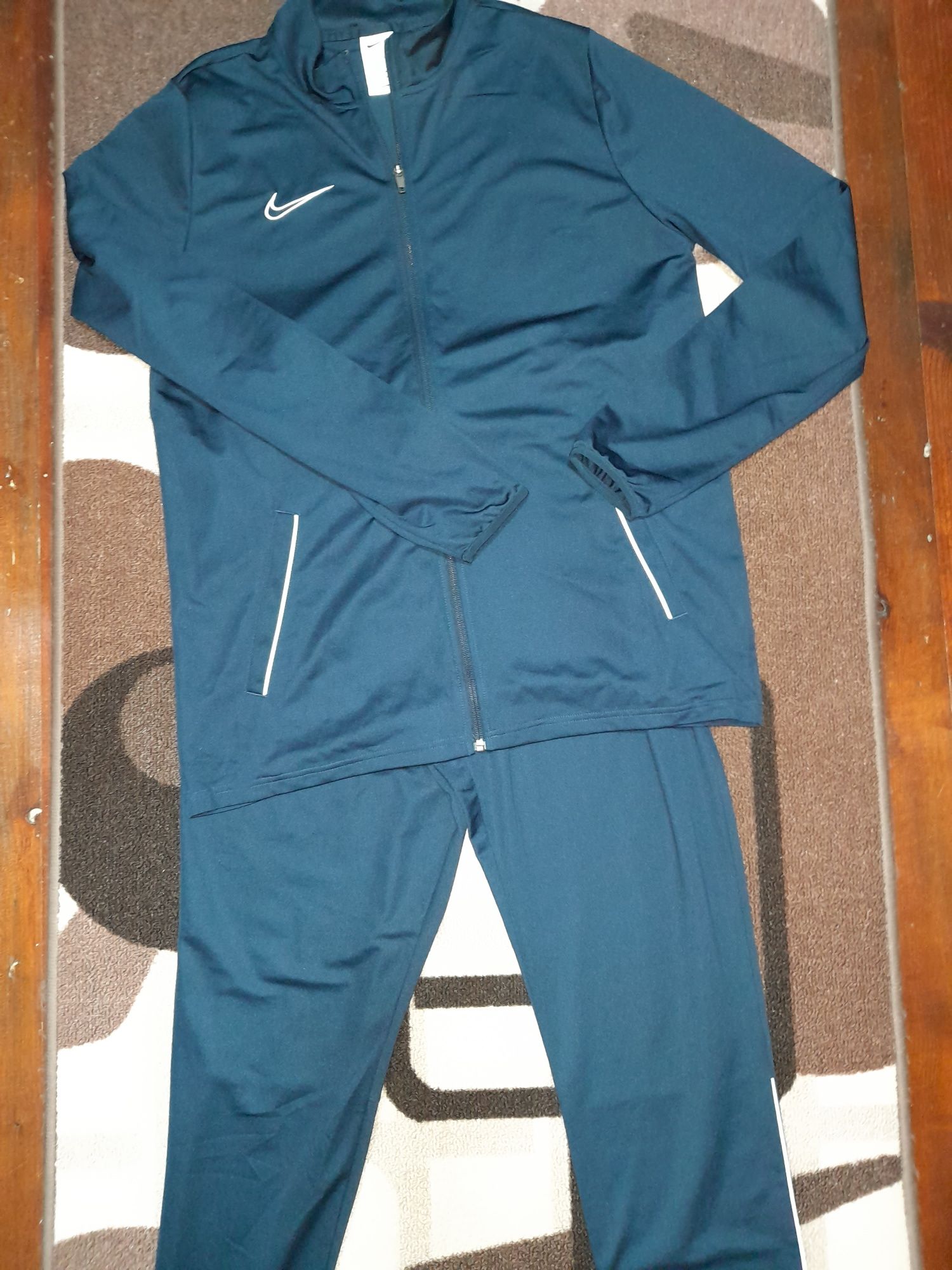 Nike dry fit мъжки екип