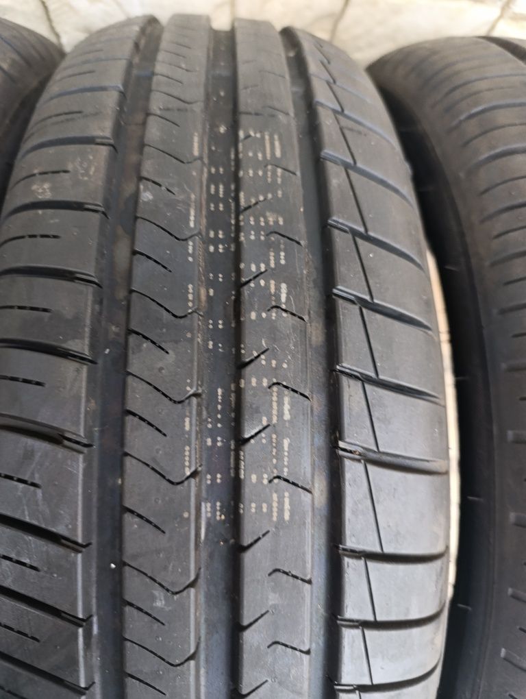 Нови гуми Maxxis 185/60/16