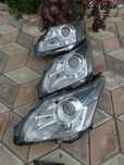 Far faruri stanga dreapta xenon halogen Toyota avensis t27 2009/2010
