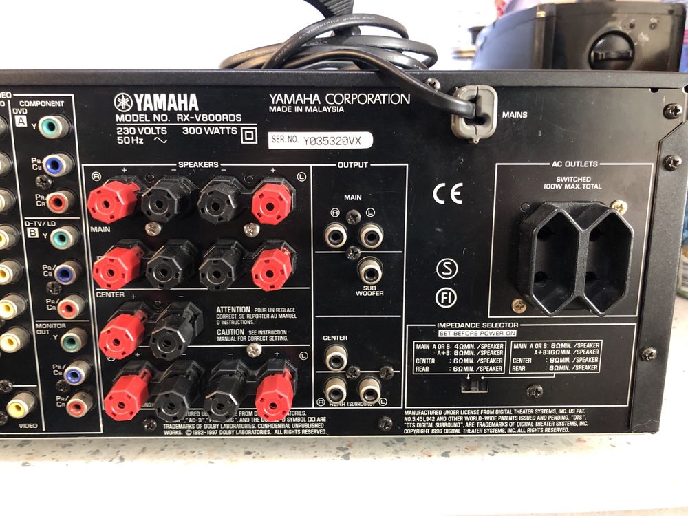 Yamaha RX-V800rds