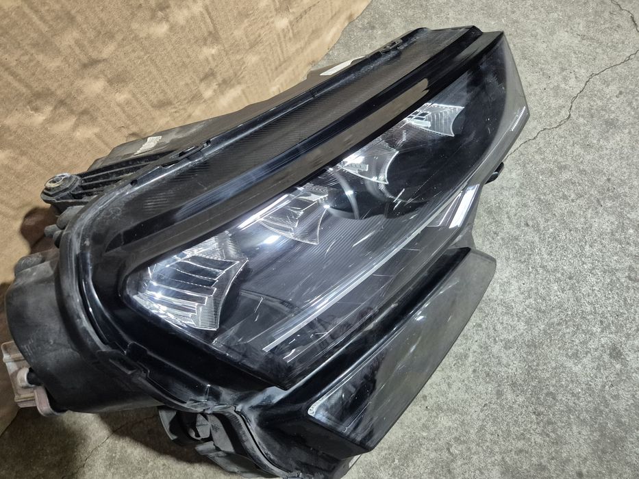 Десен фар за SKODA Karoq NU7 57B941010 Шкода Кароя