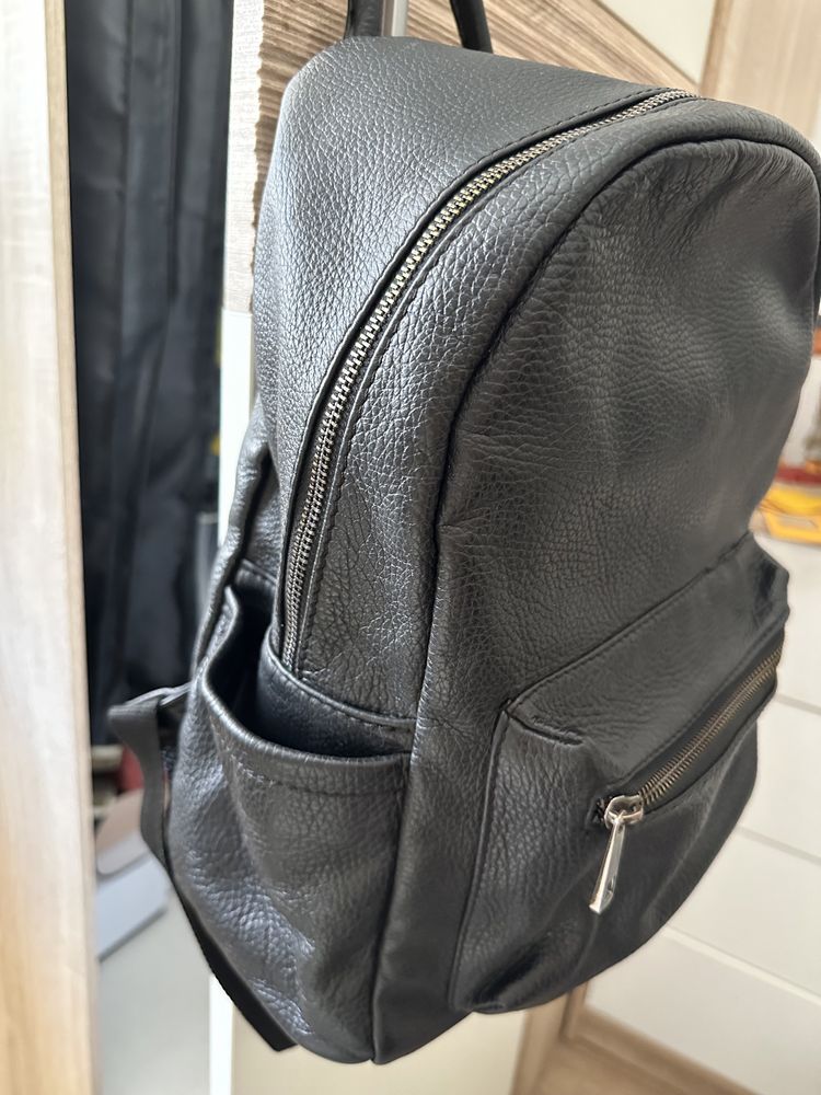 Rucsac piele negru