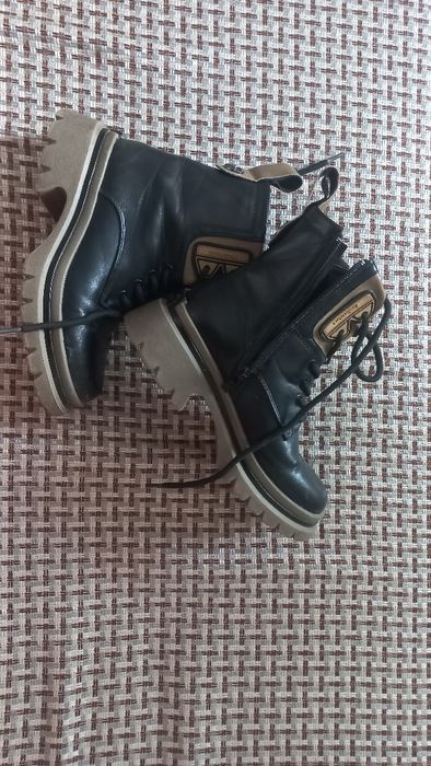 отдам недорого сапоги