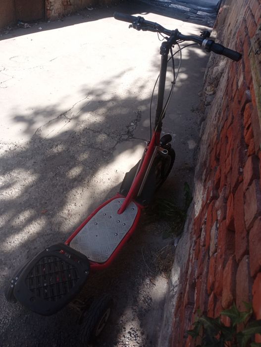 Scooter 3 roti electric