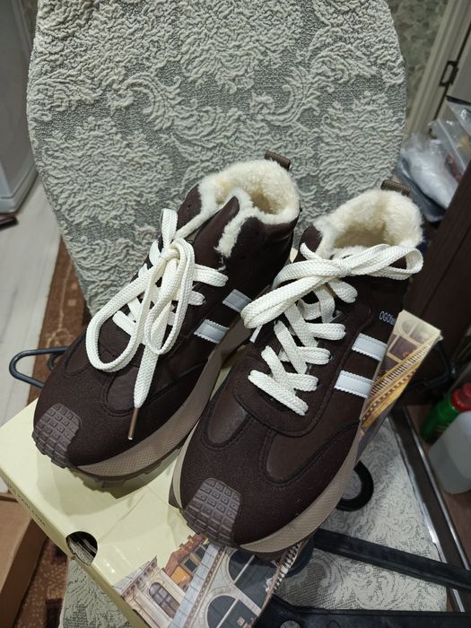 Обувь женская  новые