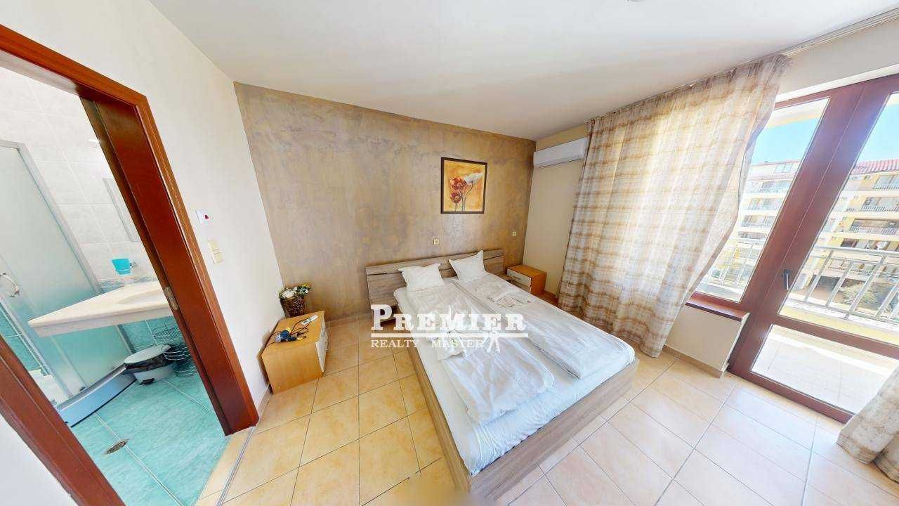 Продава се Тристаен апартамент в к.к. Слънчев бряг - 99 кв.м за 960 €/кв.м - Снимка #2