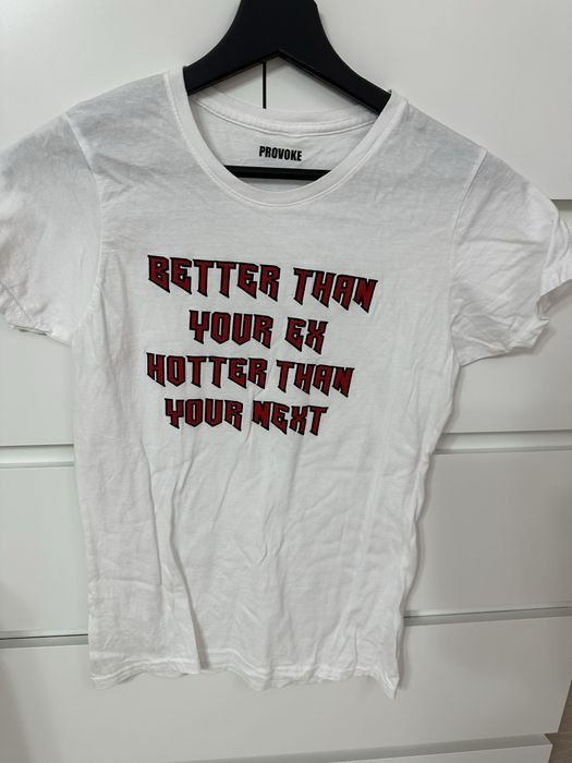 Тениски модерни с къс ръкав