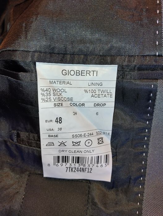 Мъжки Италиански Костюм Коприна и Вълна