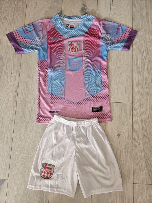 Echipament fotbal copii Barcelona Lamine Yamal