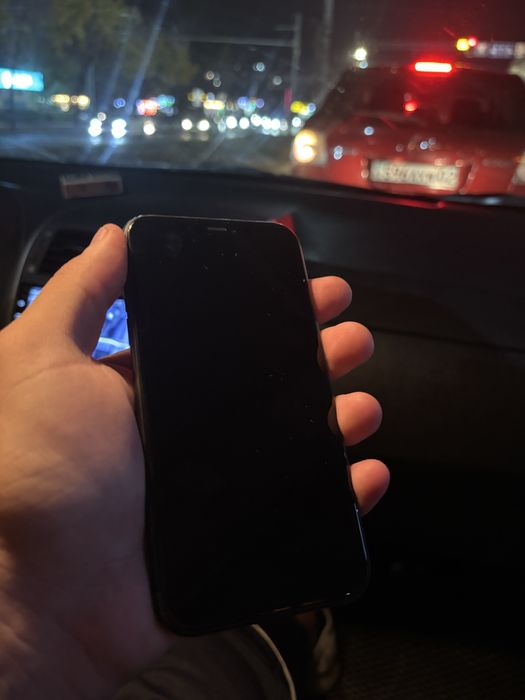 IPhone 11 64 GB.