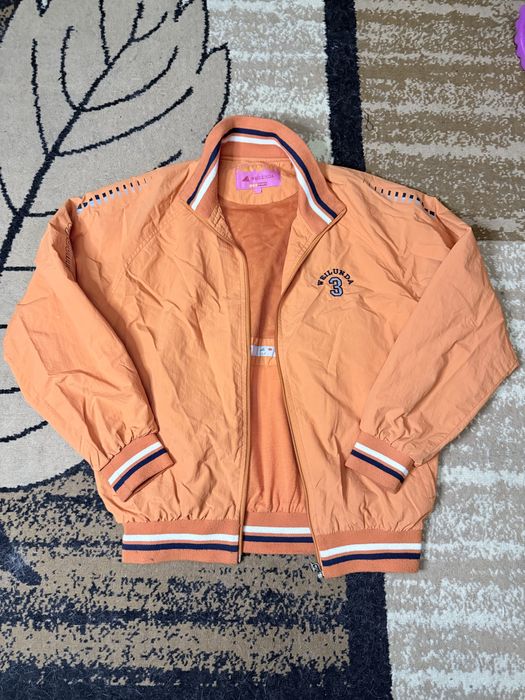 Одежда почти даром! Продаю свои б/у вещи по низким ценам!