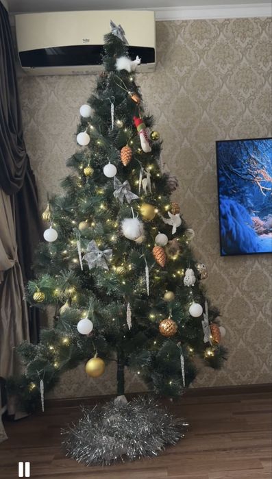 Елка искуственная