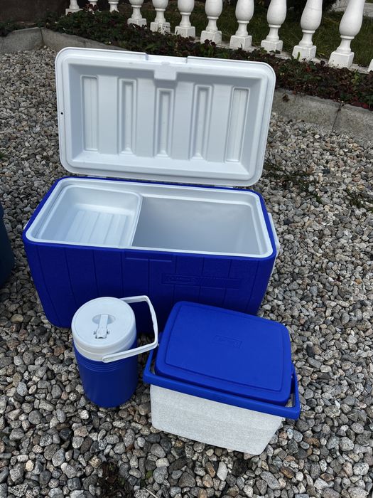 Vand doua lazi frigorifice Coleman