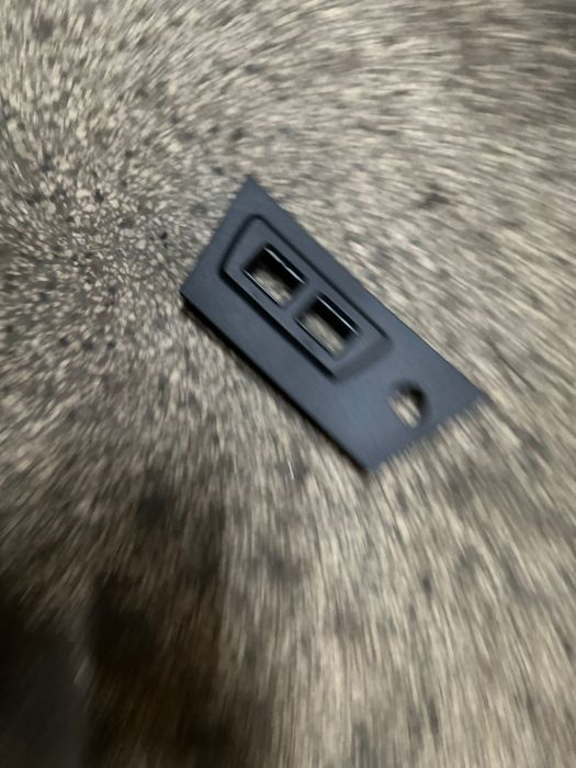 Ornament/rama brichetă-priza usb duster 2