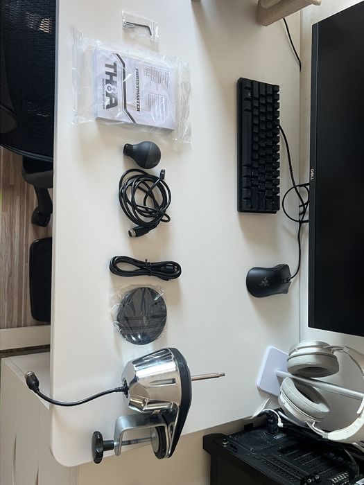 Schimbator de viteze Thrustmaster TH8A