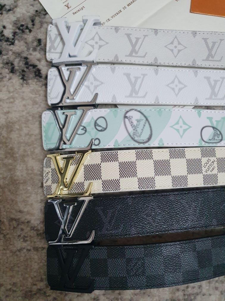 Louis Vuitton Gold & Cream LV Belt