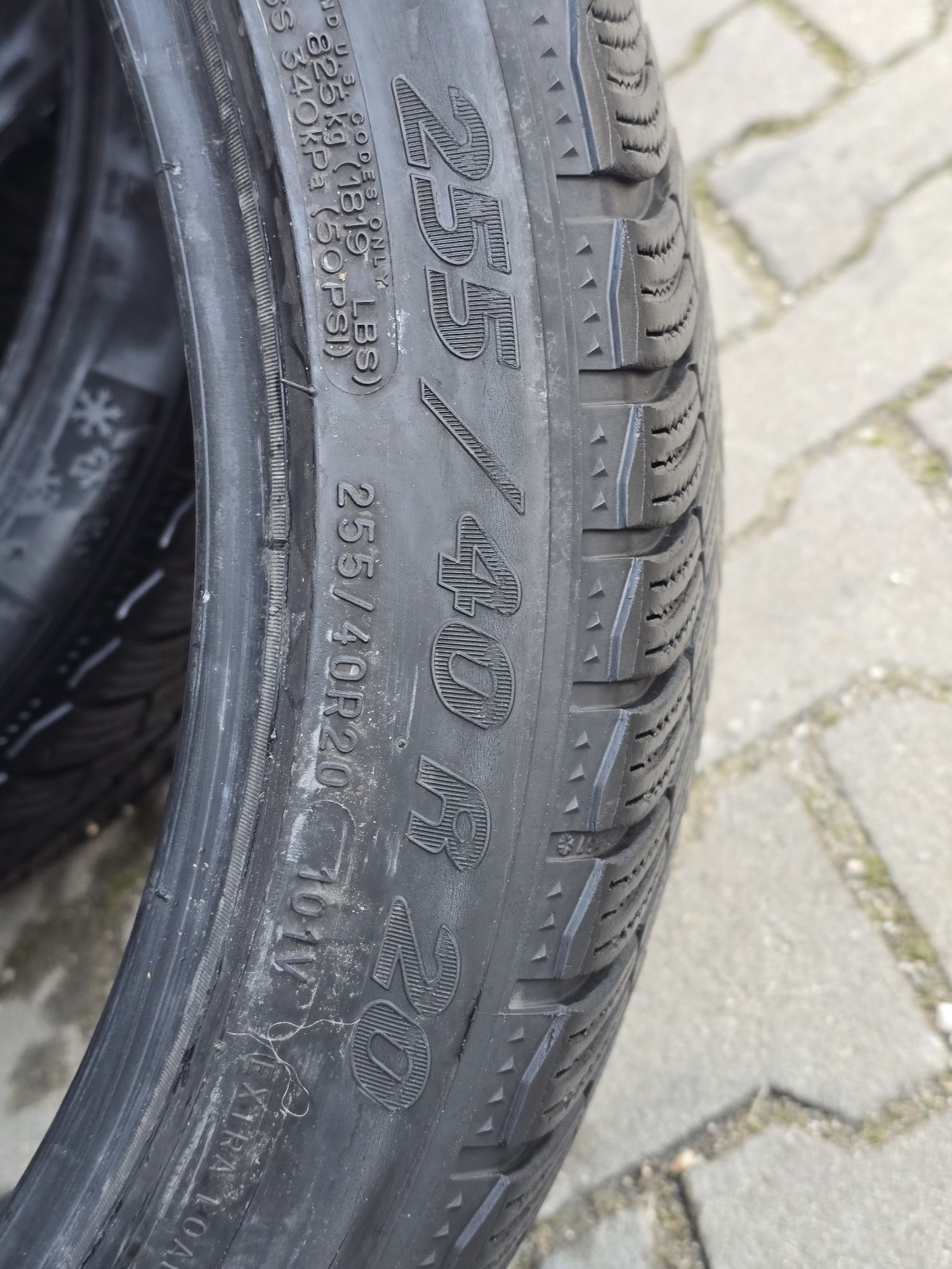 285 35 20 и 255 40 20 Michelin