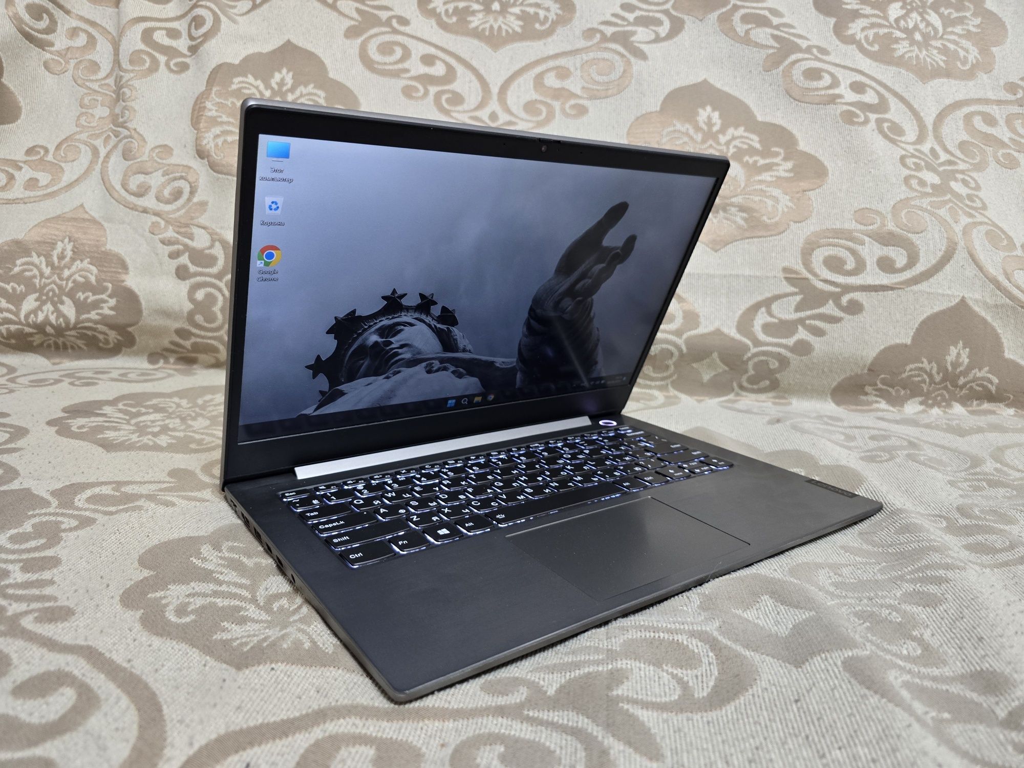 Lenovo ThinkBook 14 - ультрабук в идеальном состоянии